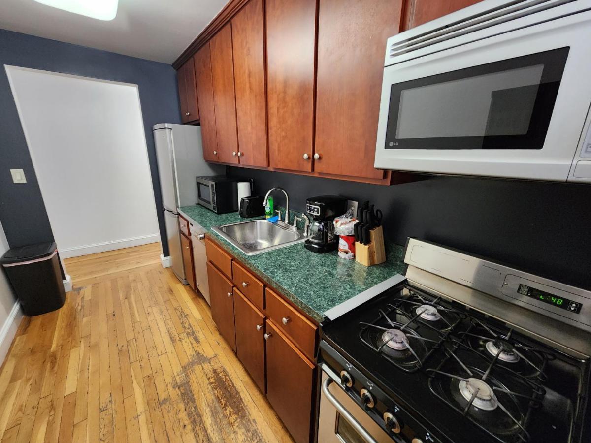 Spacious 3 Bedroom Apartment Mins To Nyc! Union City Exterior photo